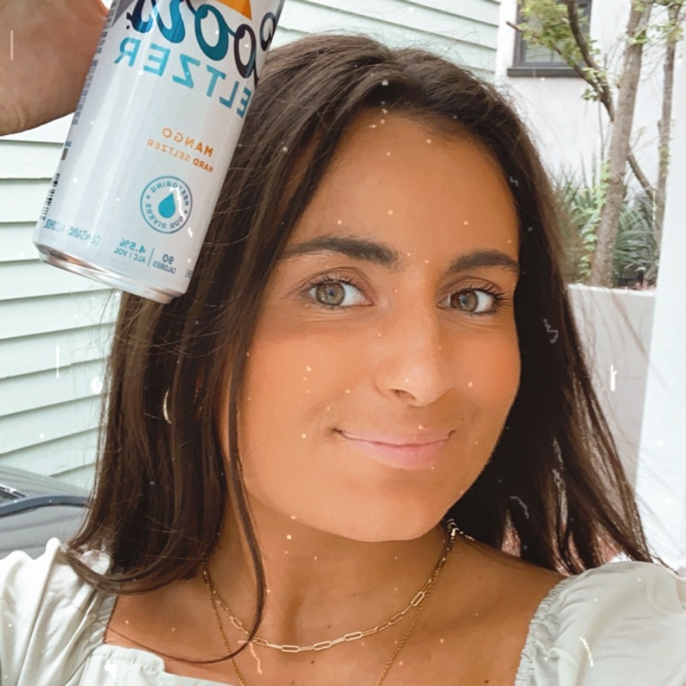 Meet your Posher, Kelly